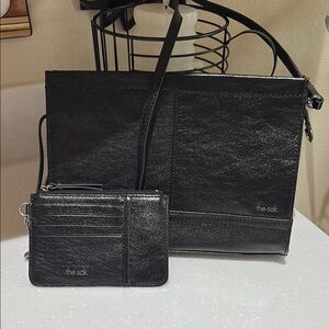 The Sak Black Messenger Bag Smooth Leather Classic Design